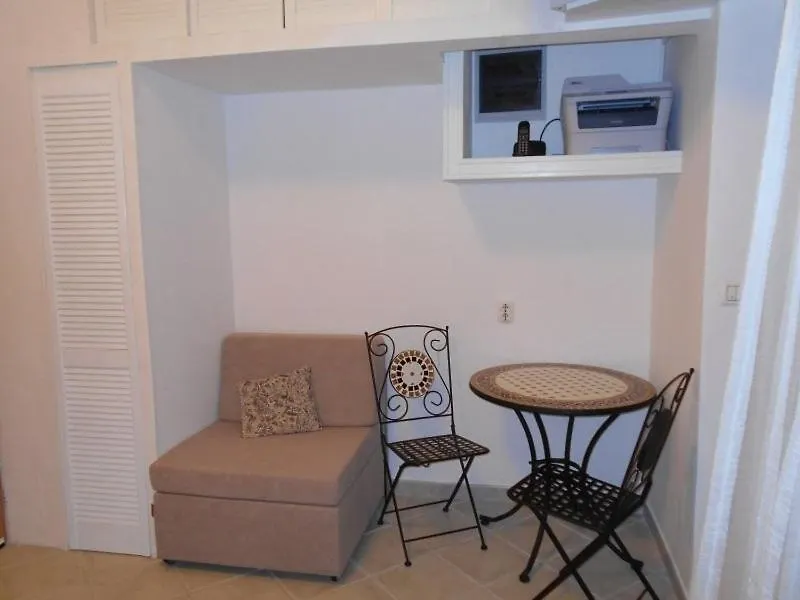 Studio Apartment In Mali Losinj With Terrace, Air Conditioning, Wifi, Washing Machine 4913-2
